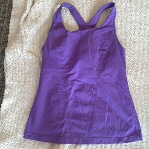 Lululemon workout tank with Y back